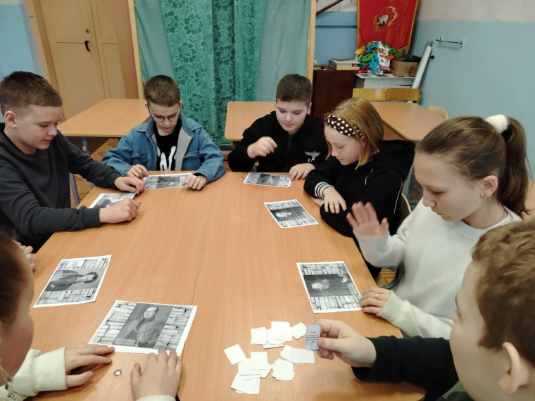 Настольная игра "Поэтическое лото".