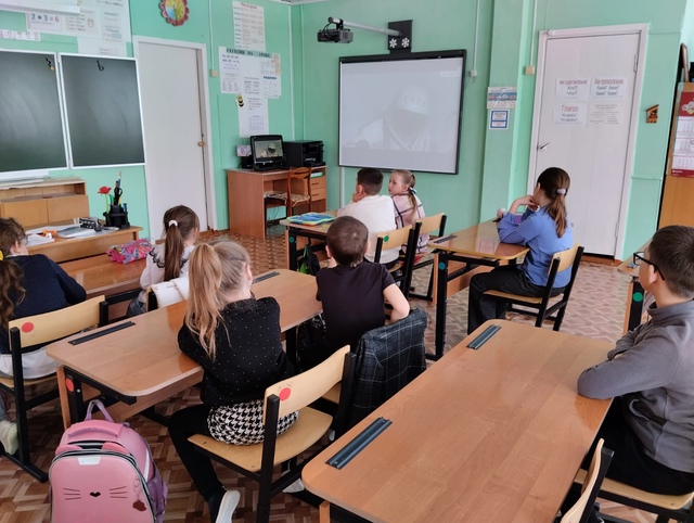 Видеоурок "Освоение космического пространства".
